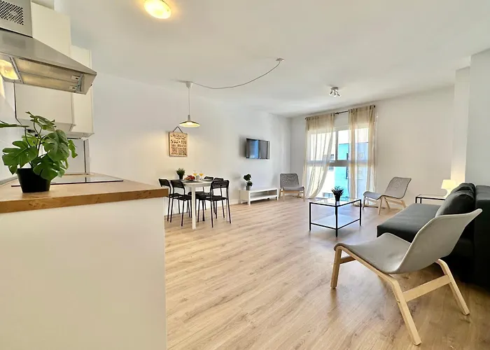 Sunny Seas Hideaway Apartment